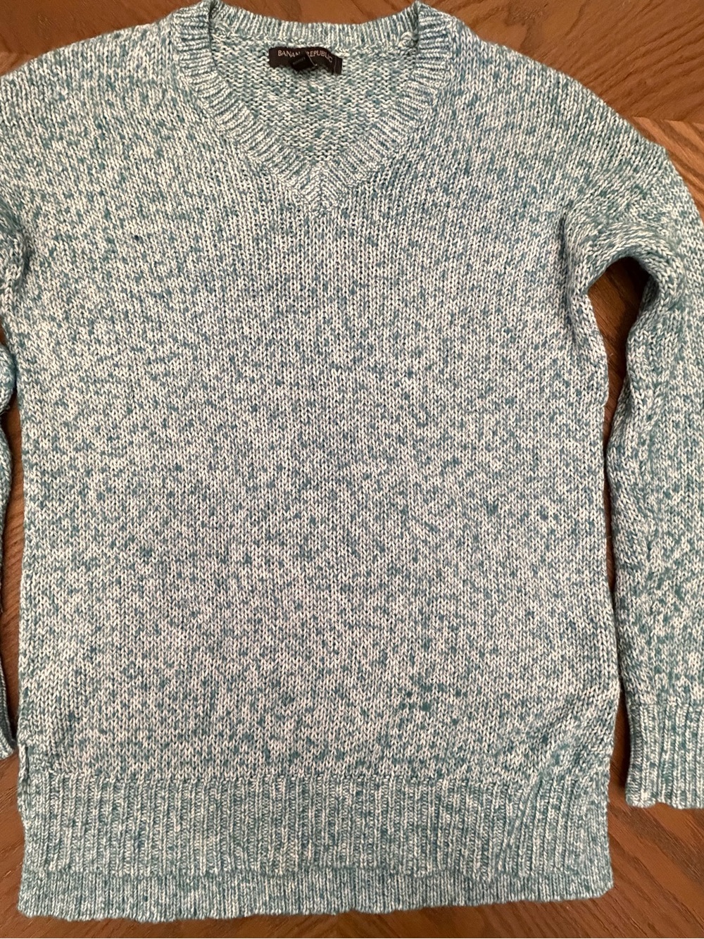 Banana Republic Women’s Sweater Teal-White Marled V-Neck Sweater